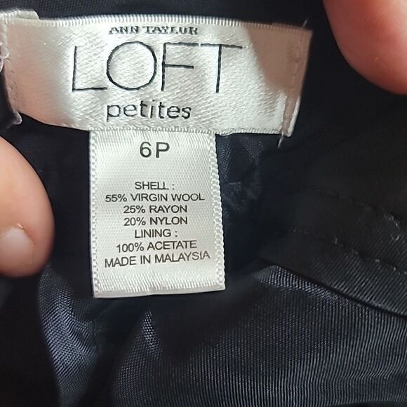 LOFT Grey Wool Dress Shorts Size 6 Petite - Picture 4 of 5